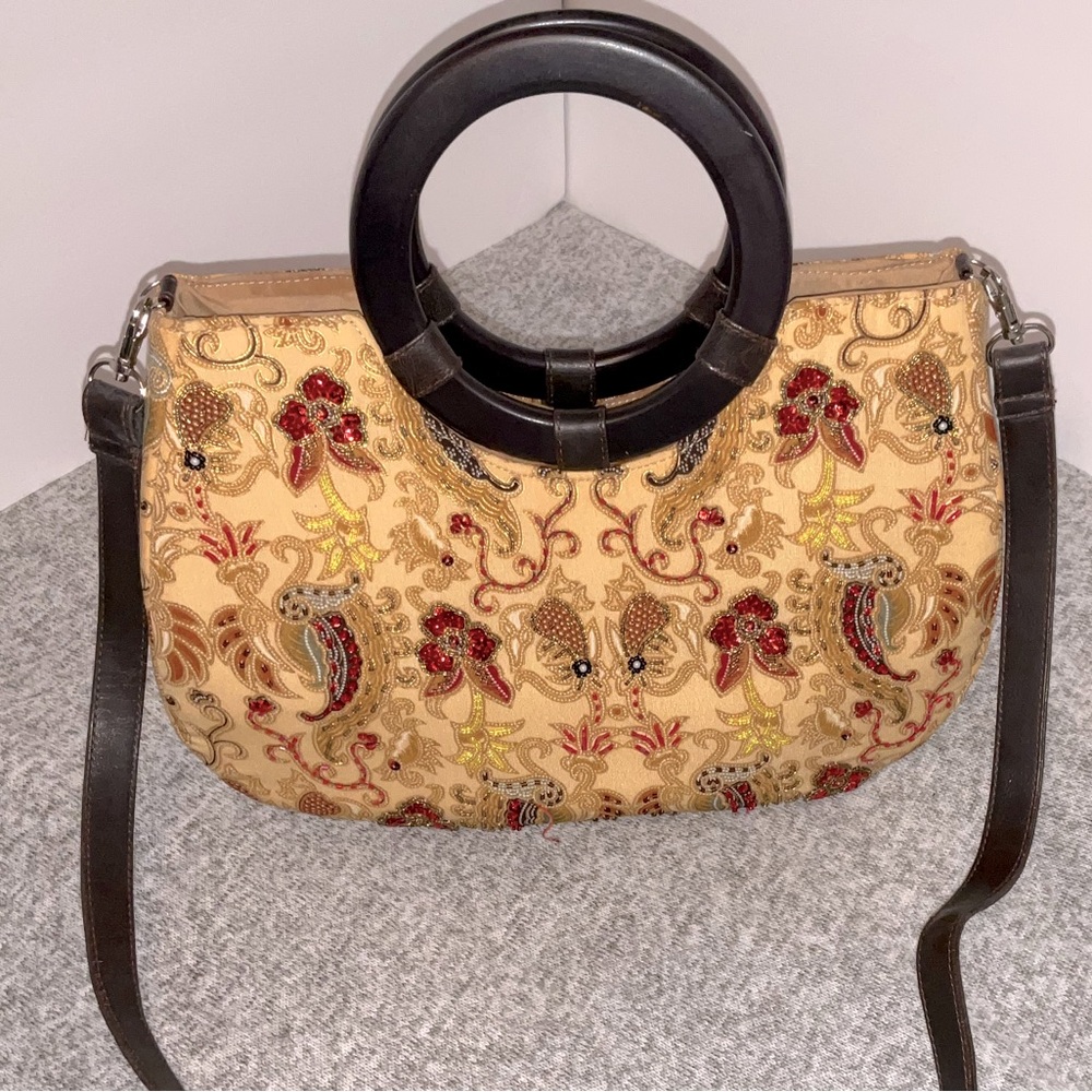 Vintage Braciano Beaded Paisley Floral Round Wooden Handle Bag